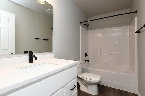 $319,900 | 7250 30th Street South, Fargo, ND 58104