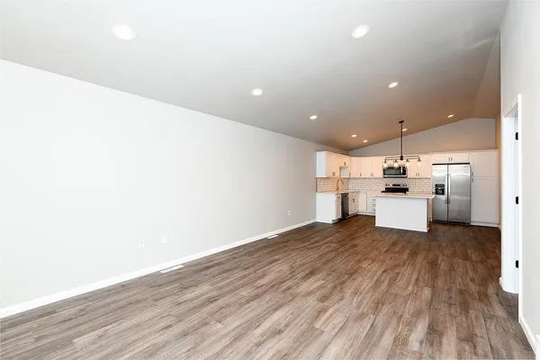 $319,900 | 7250 30th Street South, Fargo, ND 58104