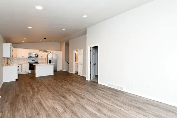 $319,900 | 7250 30th Street South, Fargo, ND 58104