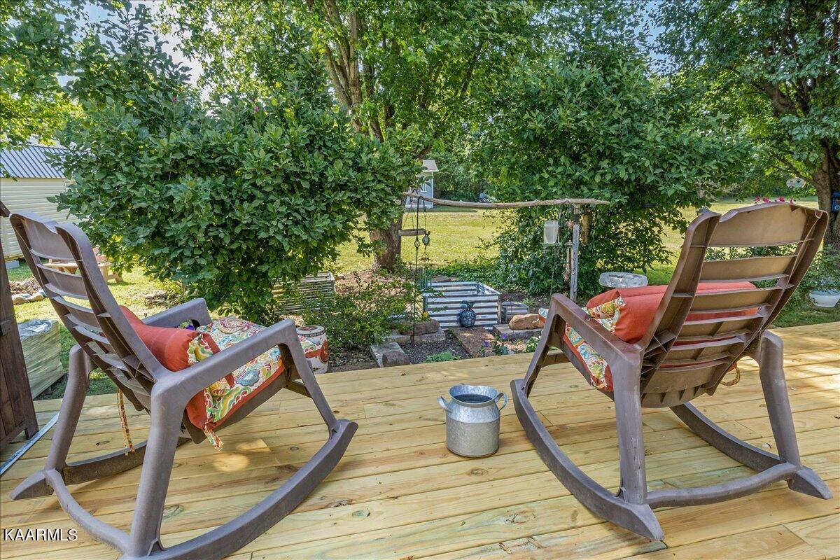 2638 New Blockhouse Road Maryville, TN 37803 - Photo 24 of 30 Deck