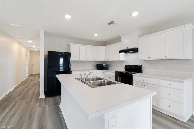 $875,000 | 627 East Palm Avenue, Goodland, FL 34140