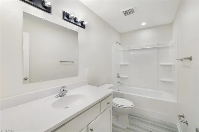 $875,000 | 627 East Palm Avenue, Goodland, FL 34140