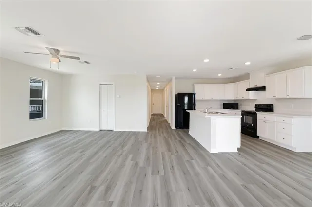 $875,000 | 627 East Palm Avenue, Goodland, FL 34140