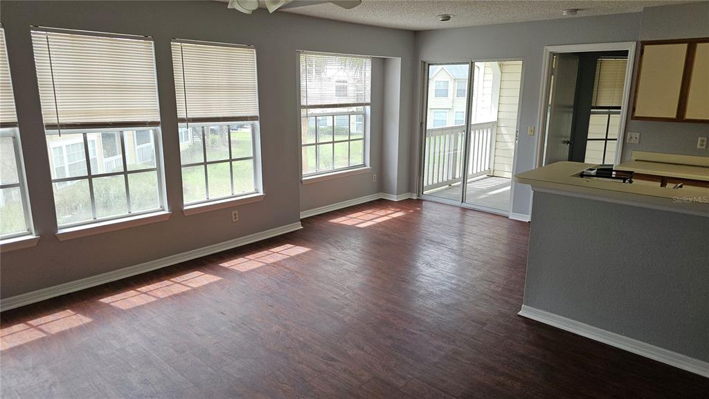 1075 South Hiawassee Road, Unit 922 Orlando, FL 32835 - Photo 5 of 31