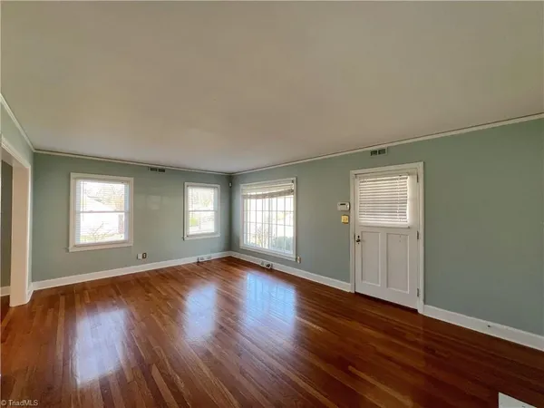 $2,150 | 1313 Cardinal Place, Greensboro, NC 27408