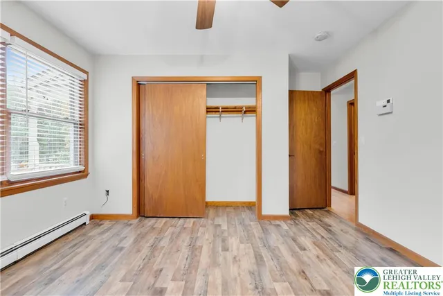 $450,000 | 139 Johnny Bee Road, Dingmans Ferry, PA 18328