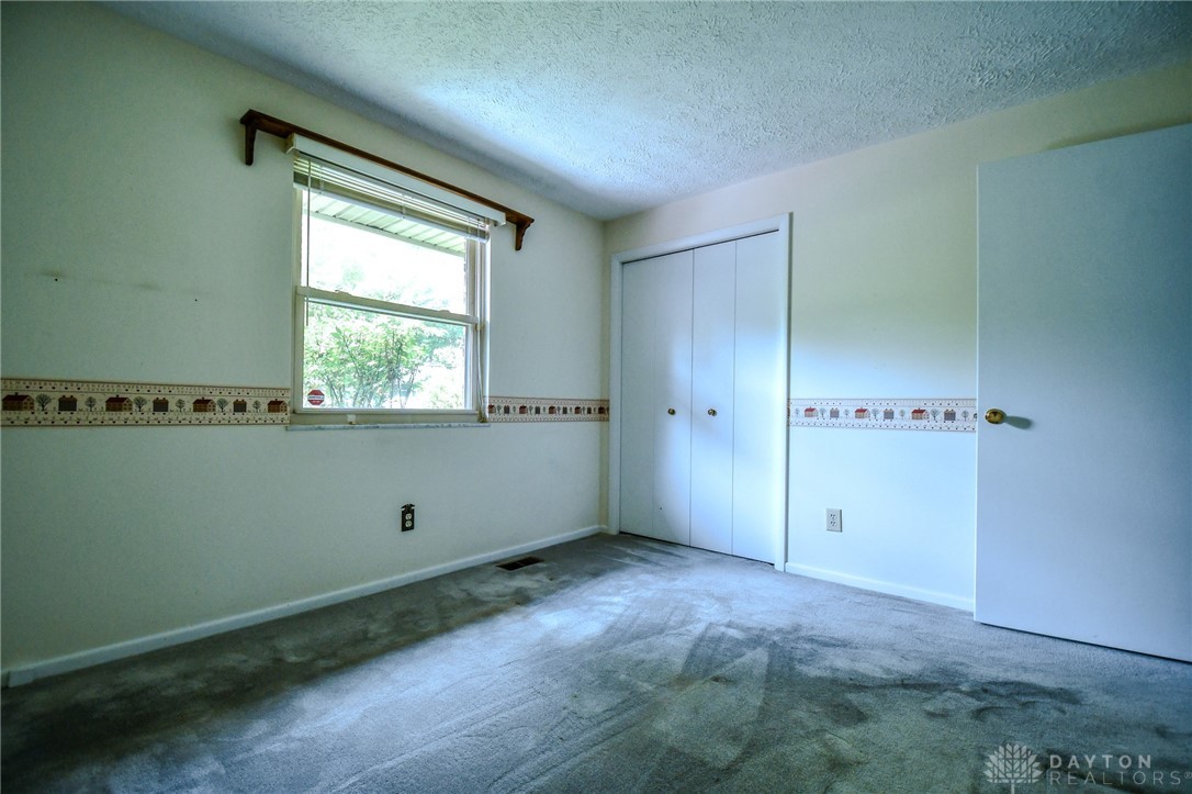 8225 Paragon Road Dayton, OH 45458 - Photo 16 of 30 Bedrm 2