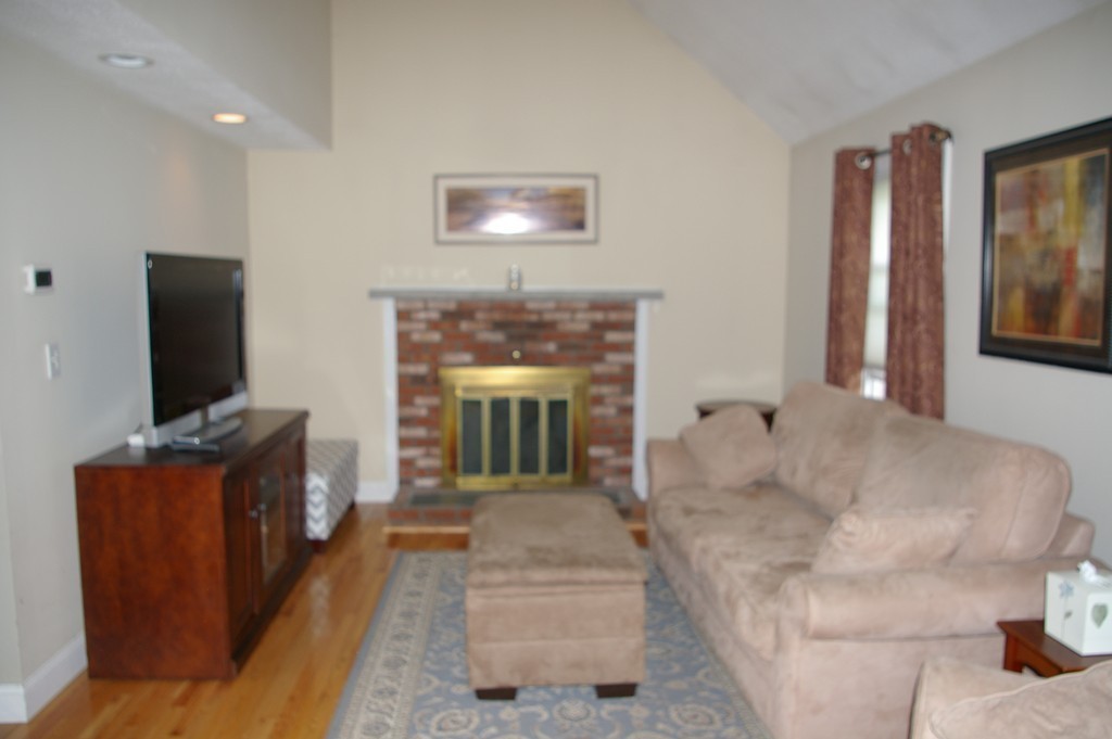 30 Teed Road Holbrook, MA 02343 - Photo 5 of 13 Gallery Image 5
