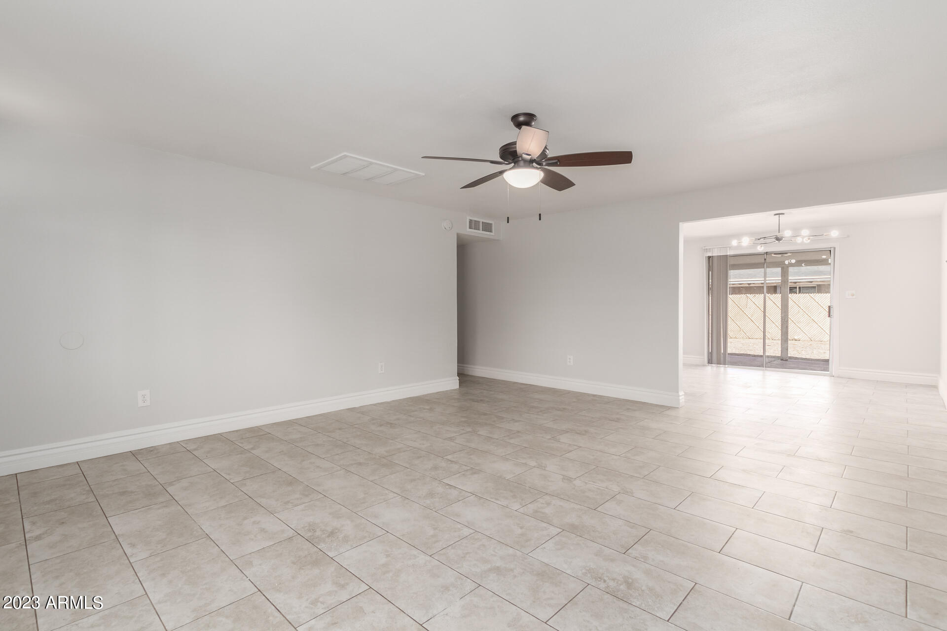 6548 West Granada Road Phoenix, AZ 85035 - Photo 4 of 26 0004-04 - Granada