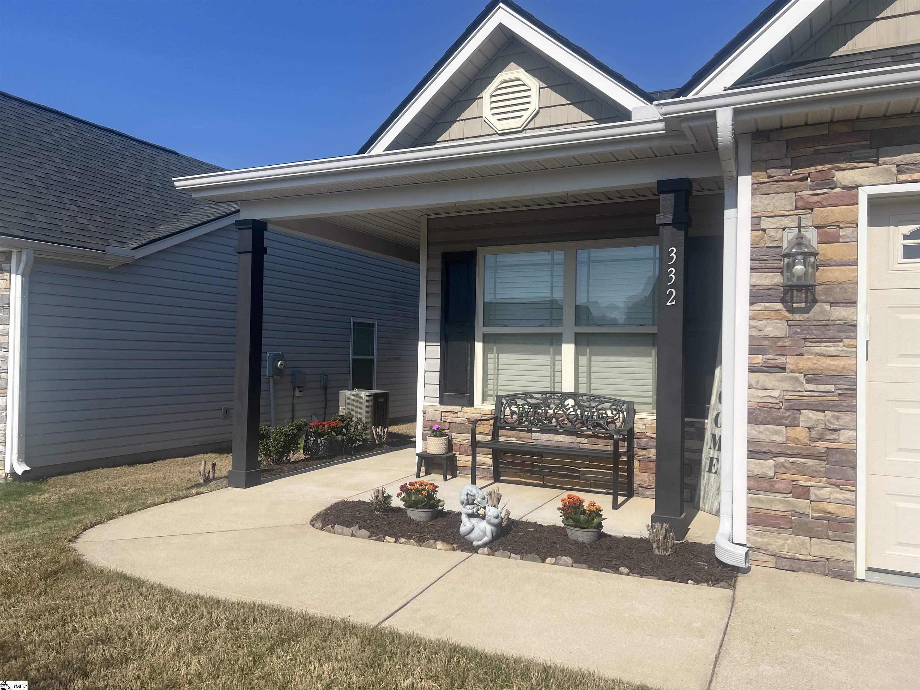 332 Evenfall Drive Boiling Springs, SC 29316 - Photo 3 of 30