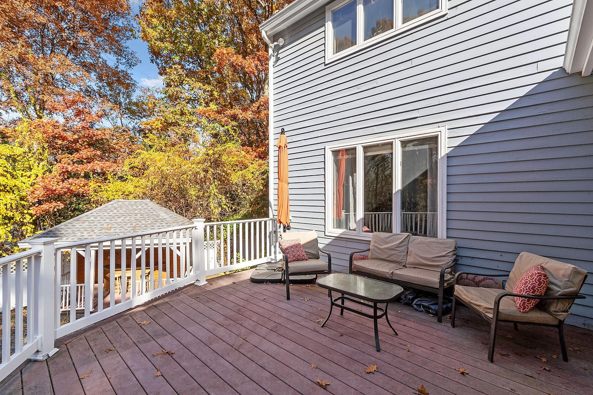 23 Hawthorne Road Windham, NH 03087 - Photo 11 of 59