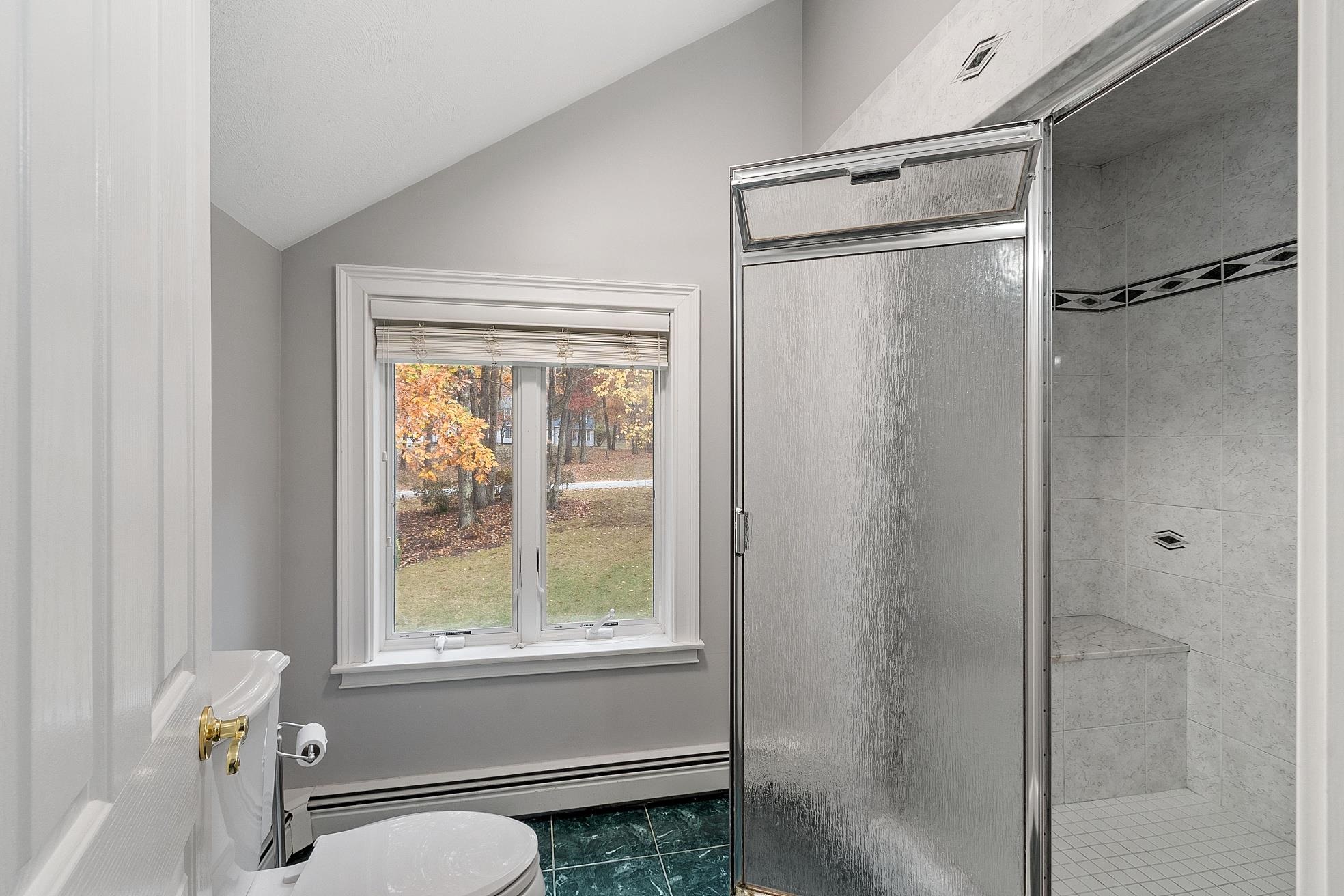 23 Hawthorne Road Windham, NH 03087 - Photo 17 of 59