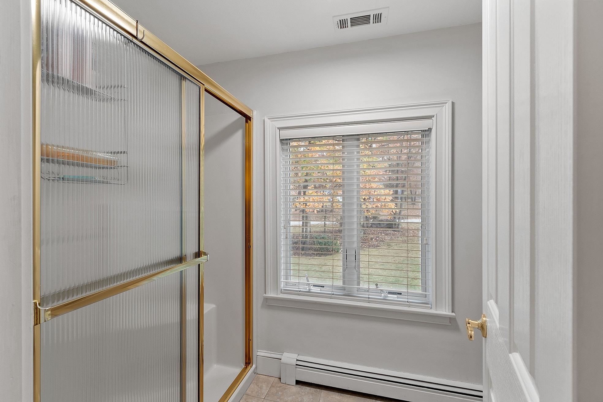 23 Hawthorne Road Windham, NH 03087 - Photo 22 of 59