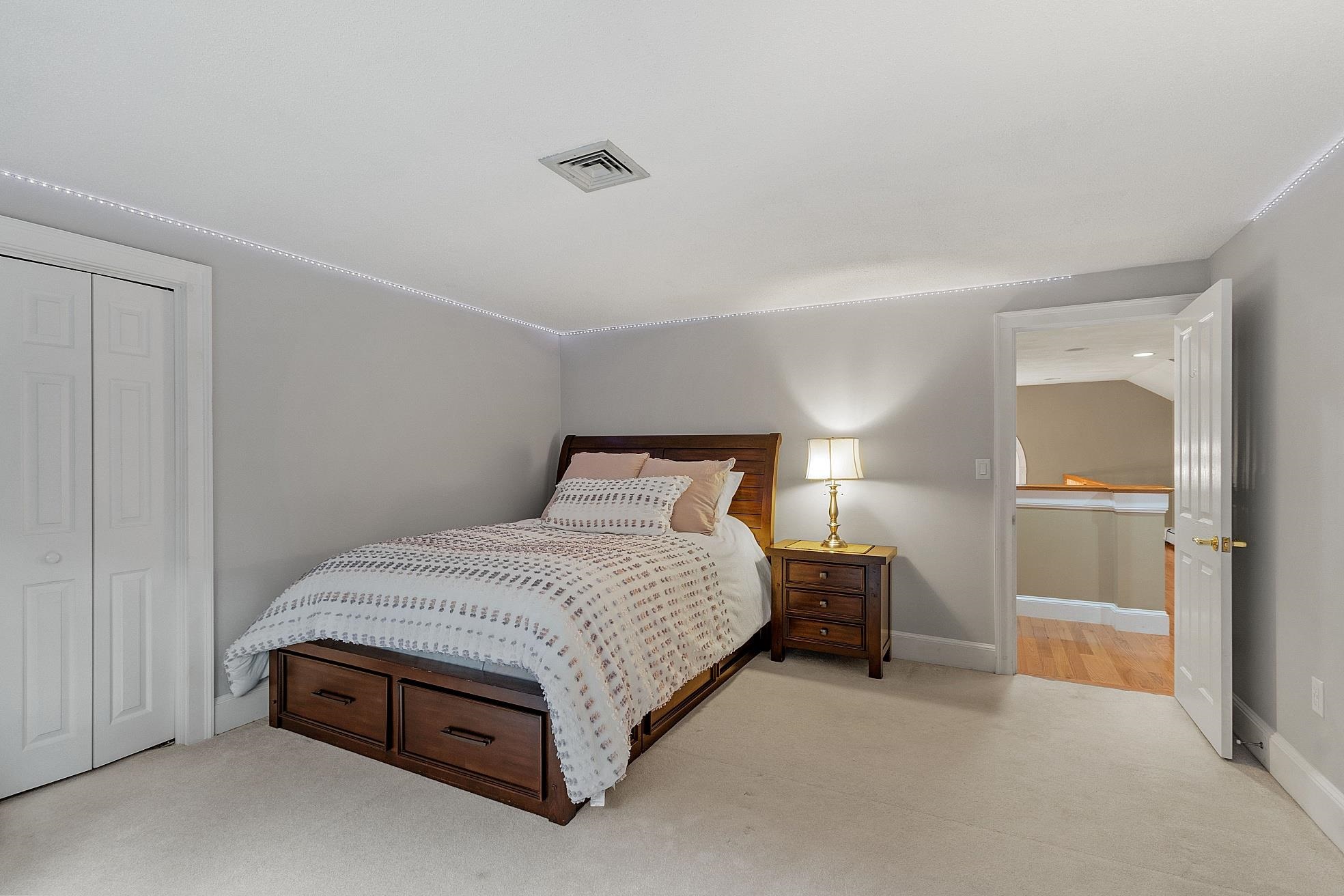 23 Hawthorne Road Windham, NH 03087 - Photo 27 of 59