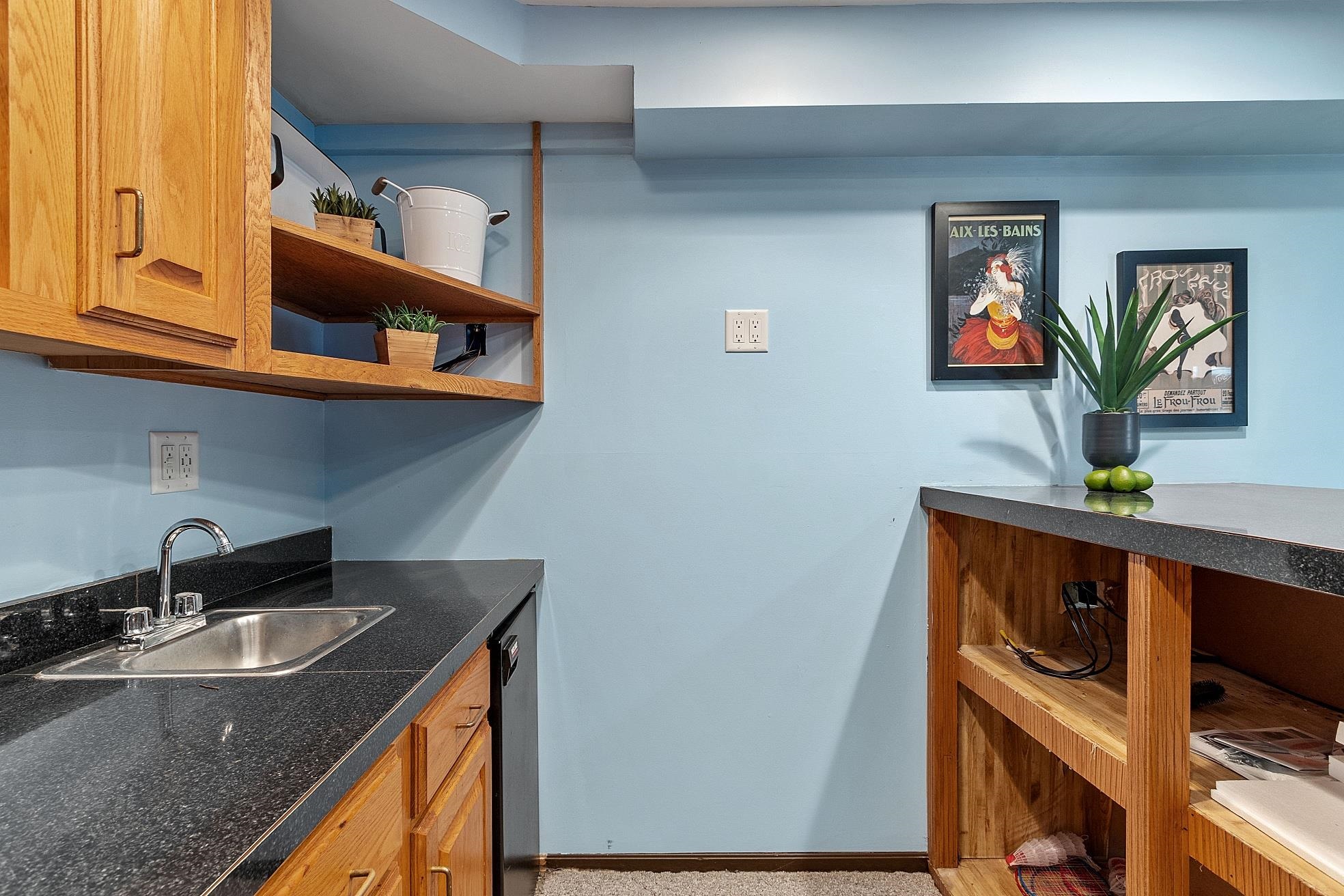 23 Hawthorne Road Windham, NH 03087 - Photo 33 of 59