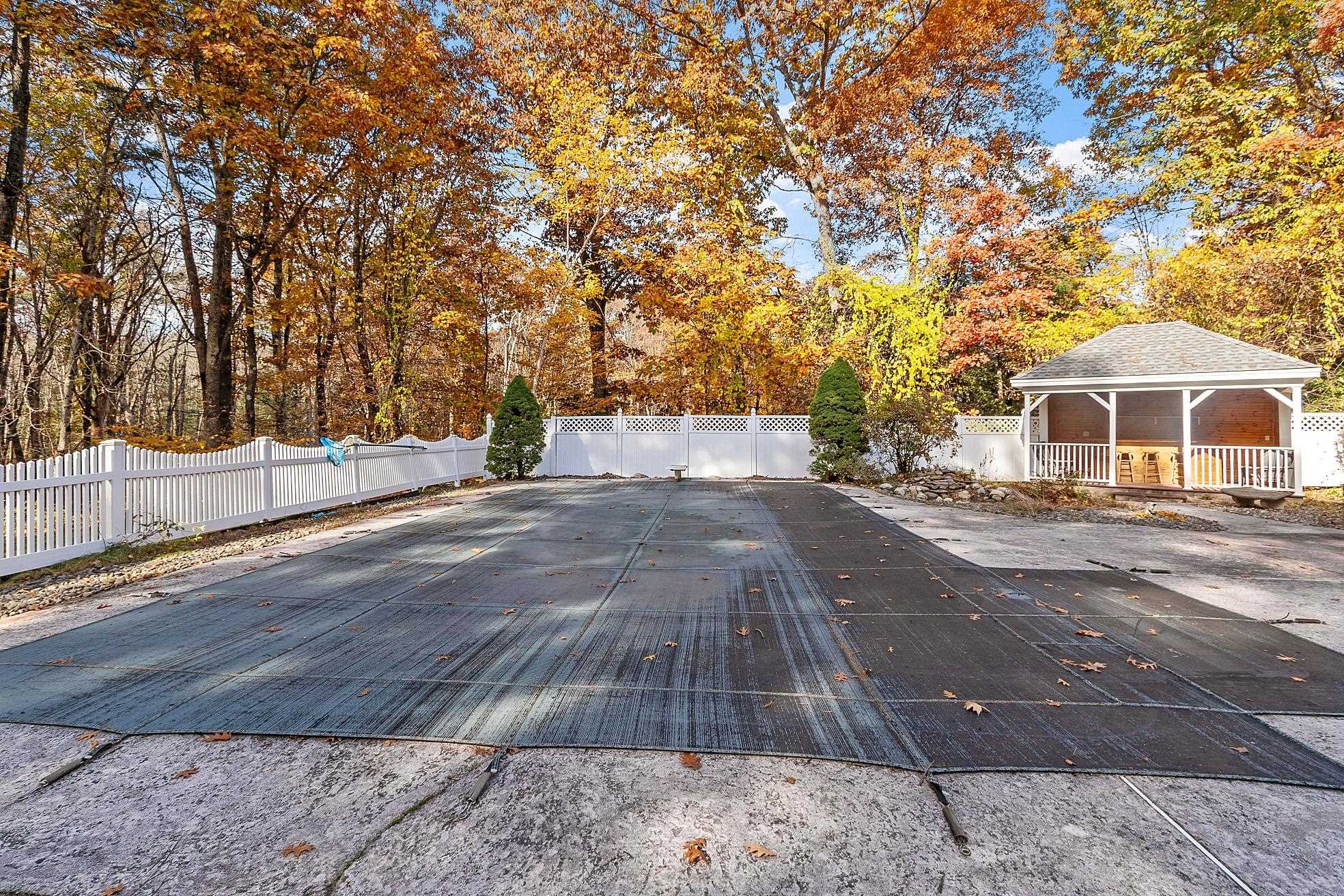 23 Hawthorne Road Windham, NH 03087 - Photo 47 of 59