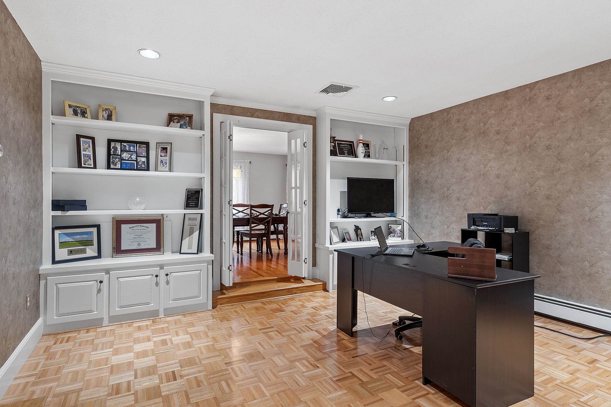 23 Hawthorne Road Windham, NH 03087 - Photo 5 of 59