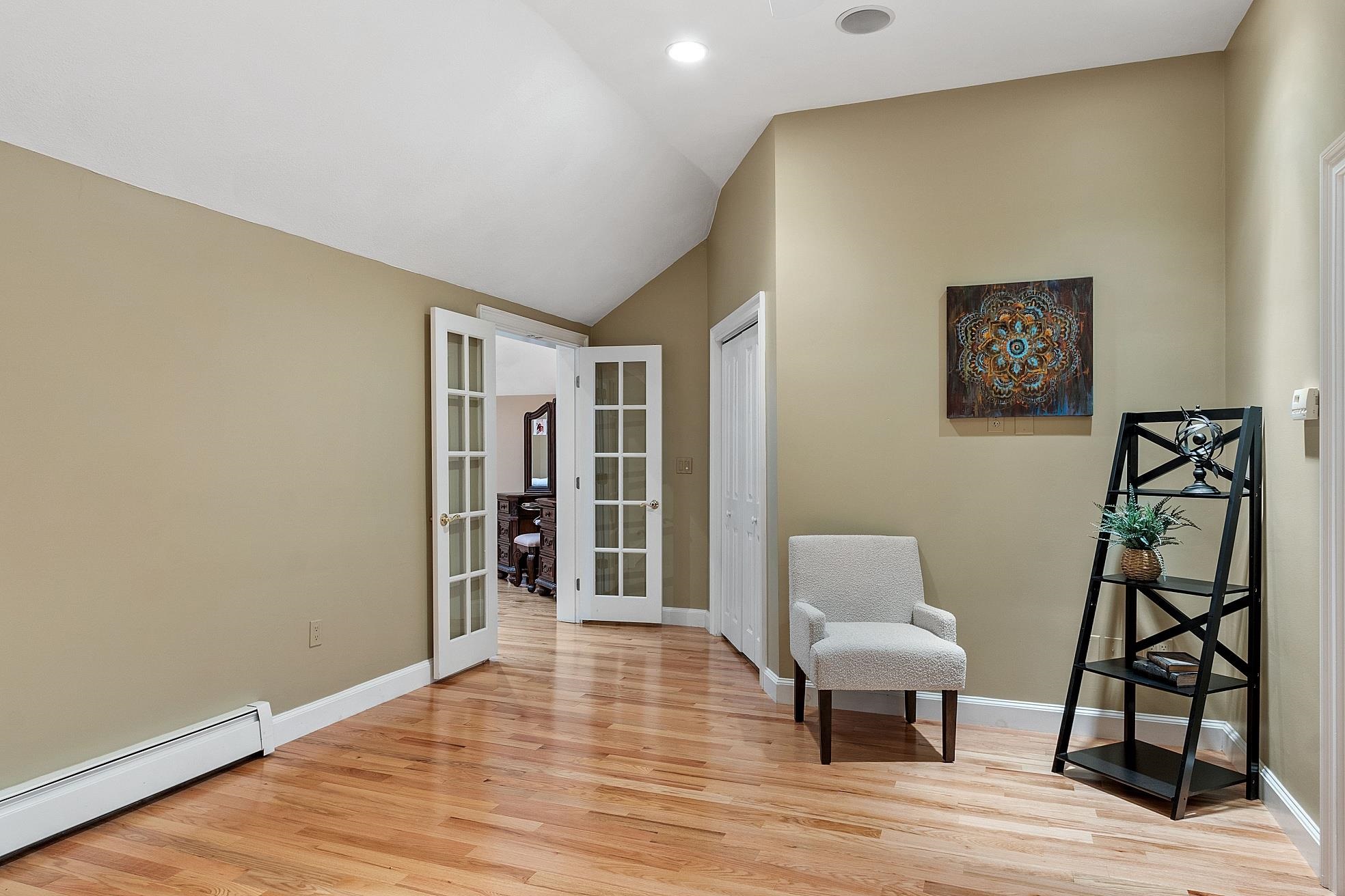 23 Hawthorne Road Windham, NH 03087 - Photo 8 of 59