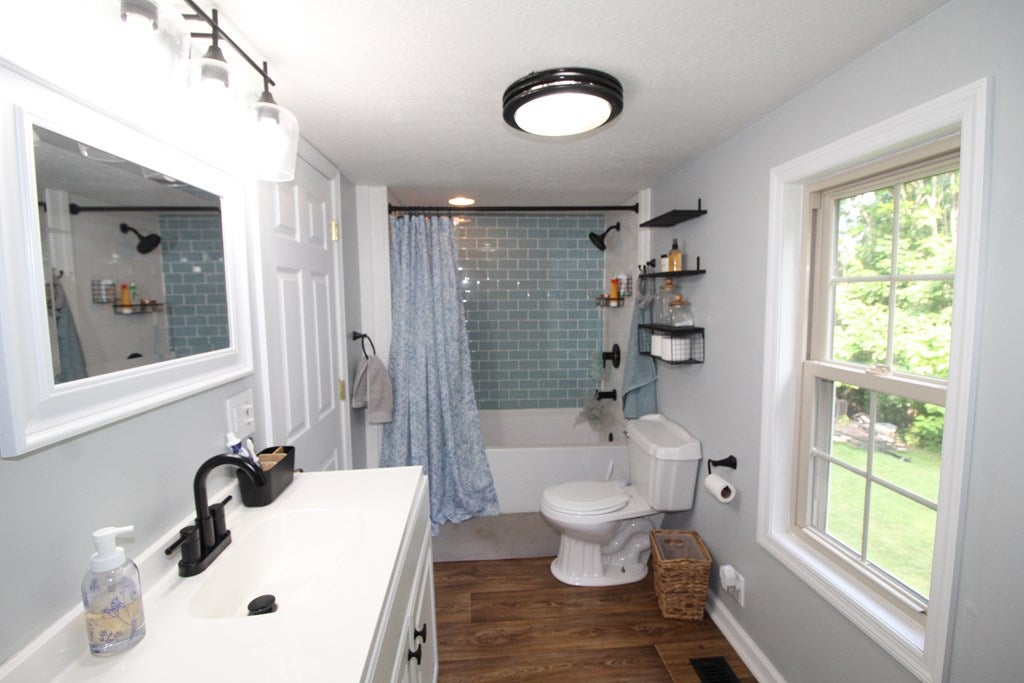 294 Deer Ridge Road Hillsville, VA 24343 - Photo 19 of 81 Gallery Image 19