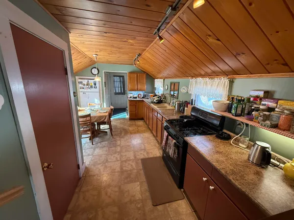 $219,000 | 1998 Campbell Road, Bethel, VT 05032