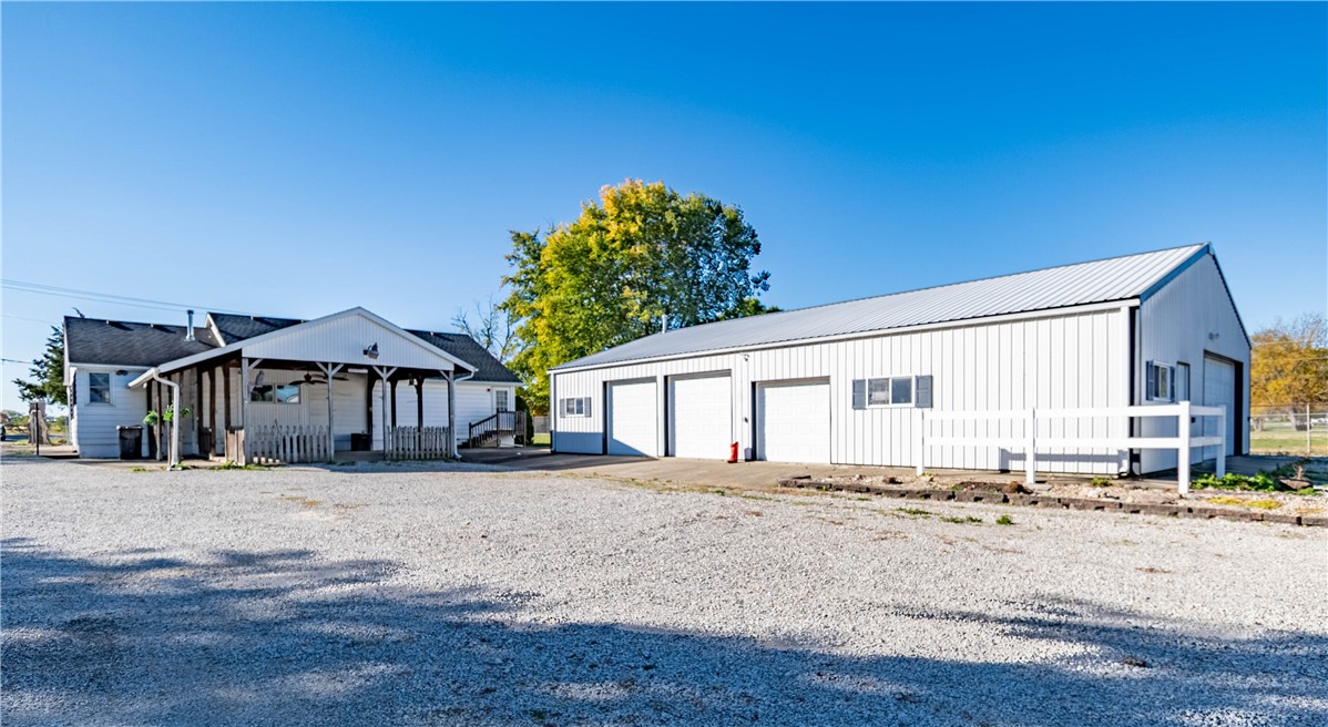 5460 East Firehouse Road Decatur, IL 62521 - Photo 24 of 33
