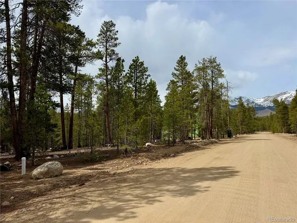 $140,000 | 360 Peak View Drive, Twin Lakes, CO 81251