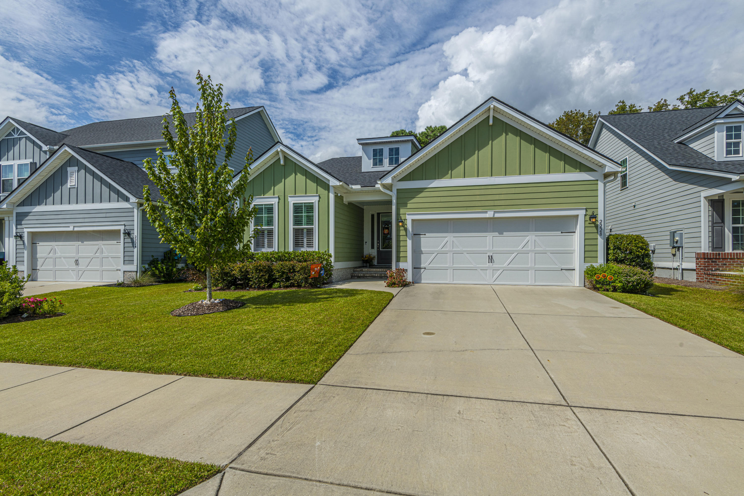2228 Spring Hope Drive Mount Pleasant, SC 29466 - Photo 2 of 49 DSC_0026
