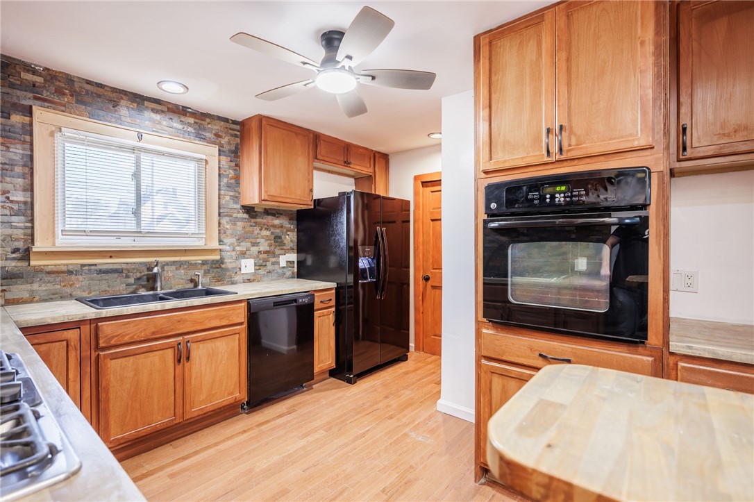 366 Tremont Street Rochester, NY 14608 - Photo 9 of 32