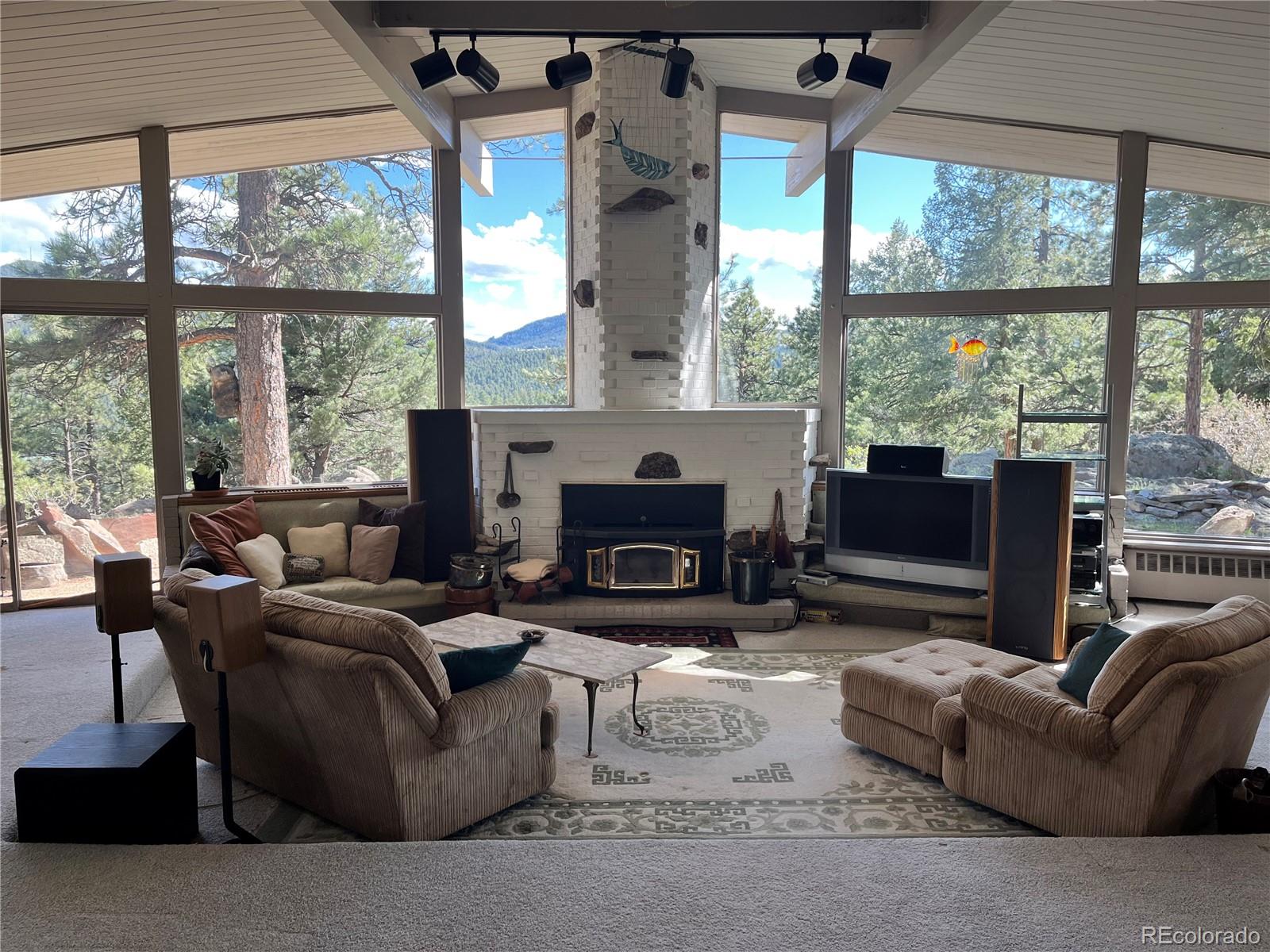 22657 Meadow View Road Morrison, CO 80465 - Photo 13 of 38 Gallery Image 13