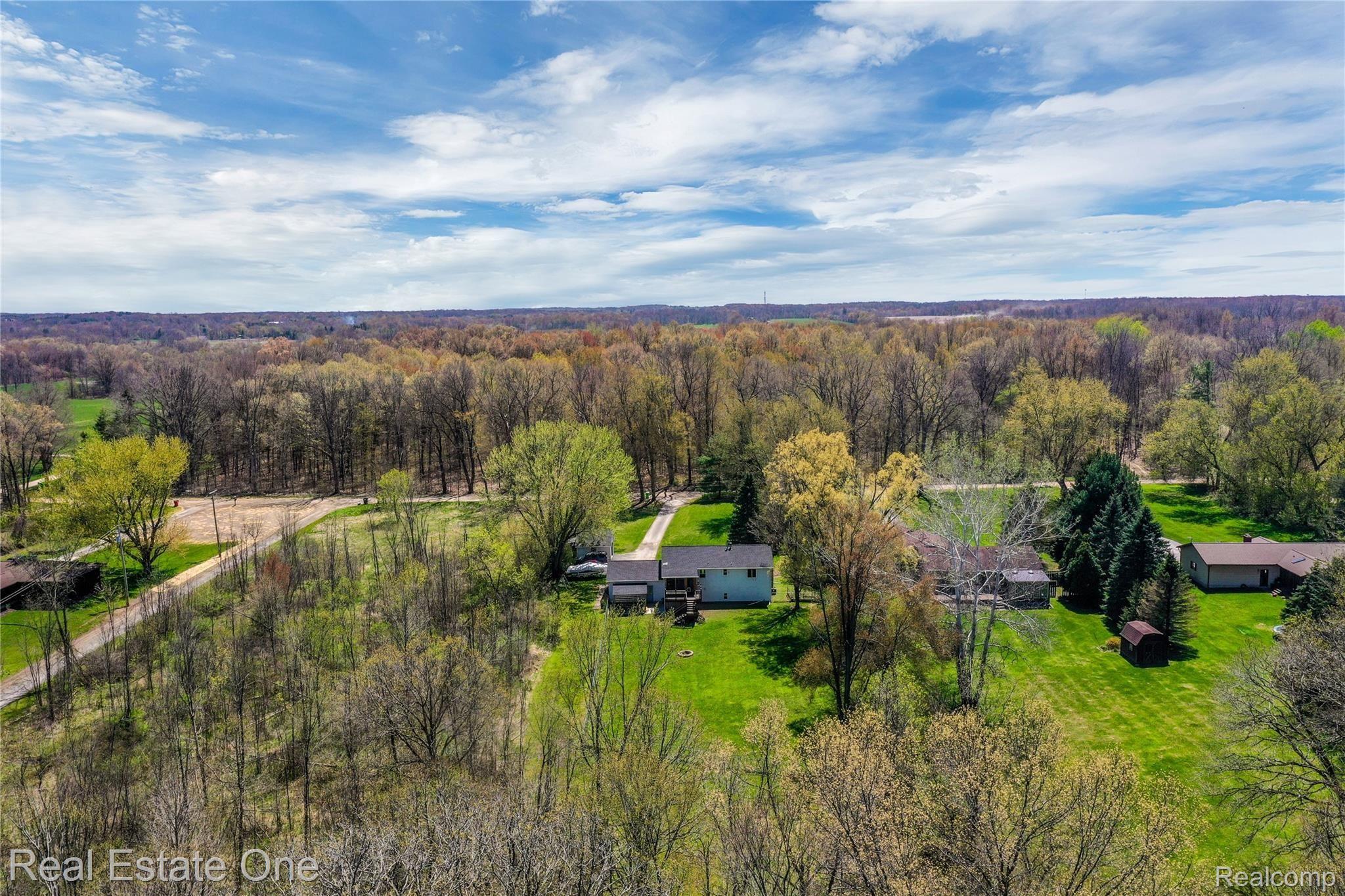6645 Dunn Road Howell, MI 48855 - Photo 46 of 47 ...