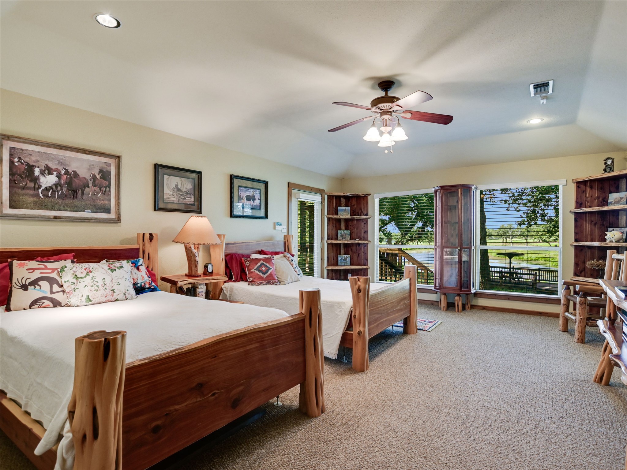 762 Karisch Road Smithville, TX 78957 - Photo 14 of 40 a bed room with bed and window