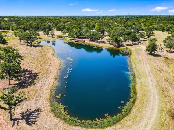 $2,300,000 | 762 Karisch Road, Smithville, TX 78957