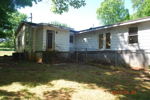 6215 Owens Chapel Road Springfield, TN 37172 - Photo 2 of 11