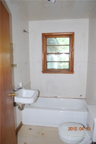 6215 Owens Chapel Road Springfield, TN 37172 - Photo 6 of 11