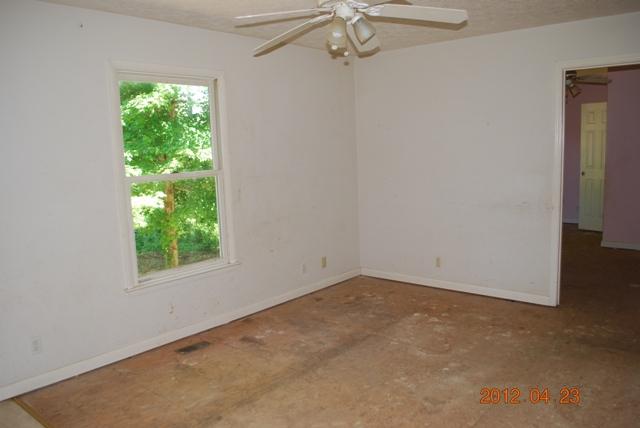 6215 Owens Chapel Road Springfield, TN 37172 - Photo 8 of 11