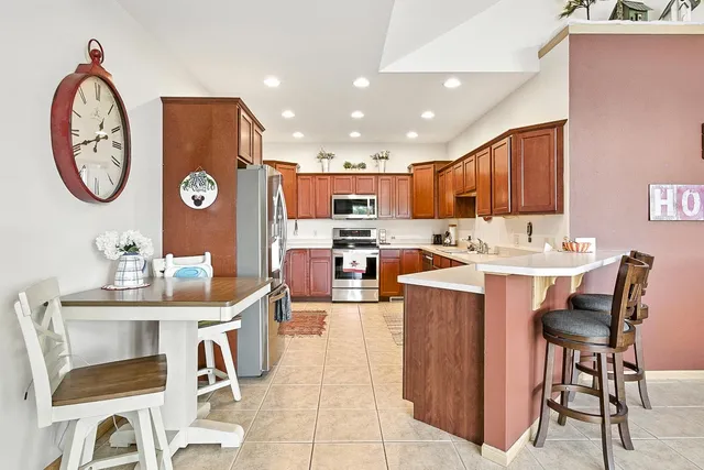 $345,900 | 711 Cherokee Path, Lake Mills, WI 53551