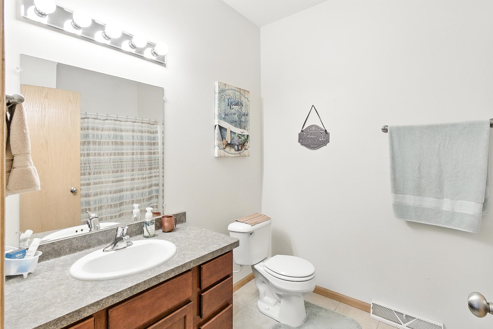 711 Cherokee Path Lake Mills, WI 53551 - Photo 10 of 22