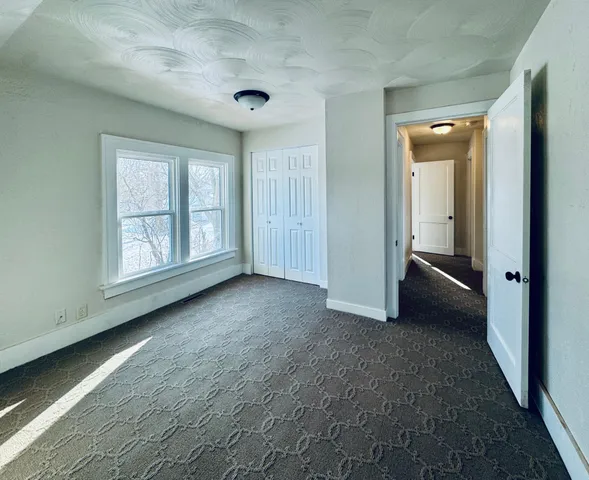 $185,000 | 226 West Wyoming Street, Redwood Falls, MN 56283