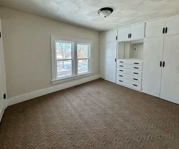 $185,000 | 226 West Wyoming Street, Redwood Falls, MN 56283