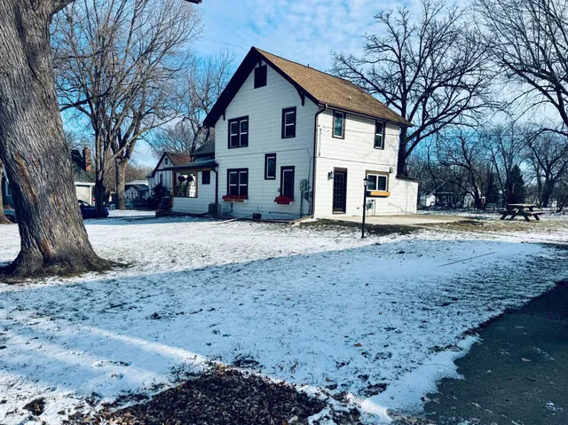 $185,000 | 226 West Wyoming Street, Redwood Falls, MN 56283