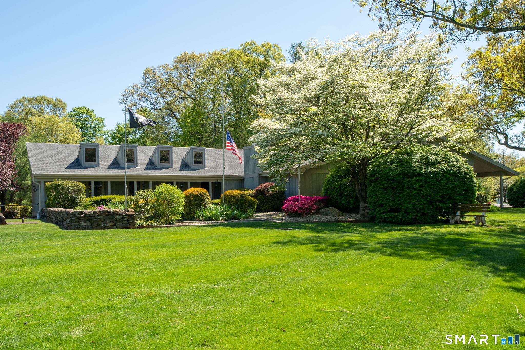 40 Hickory Hill Road, Unit 40 Southington, CT 06489 - Photo 28 of 35 a view of a house with a big yard