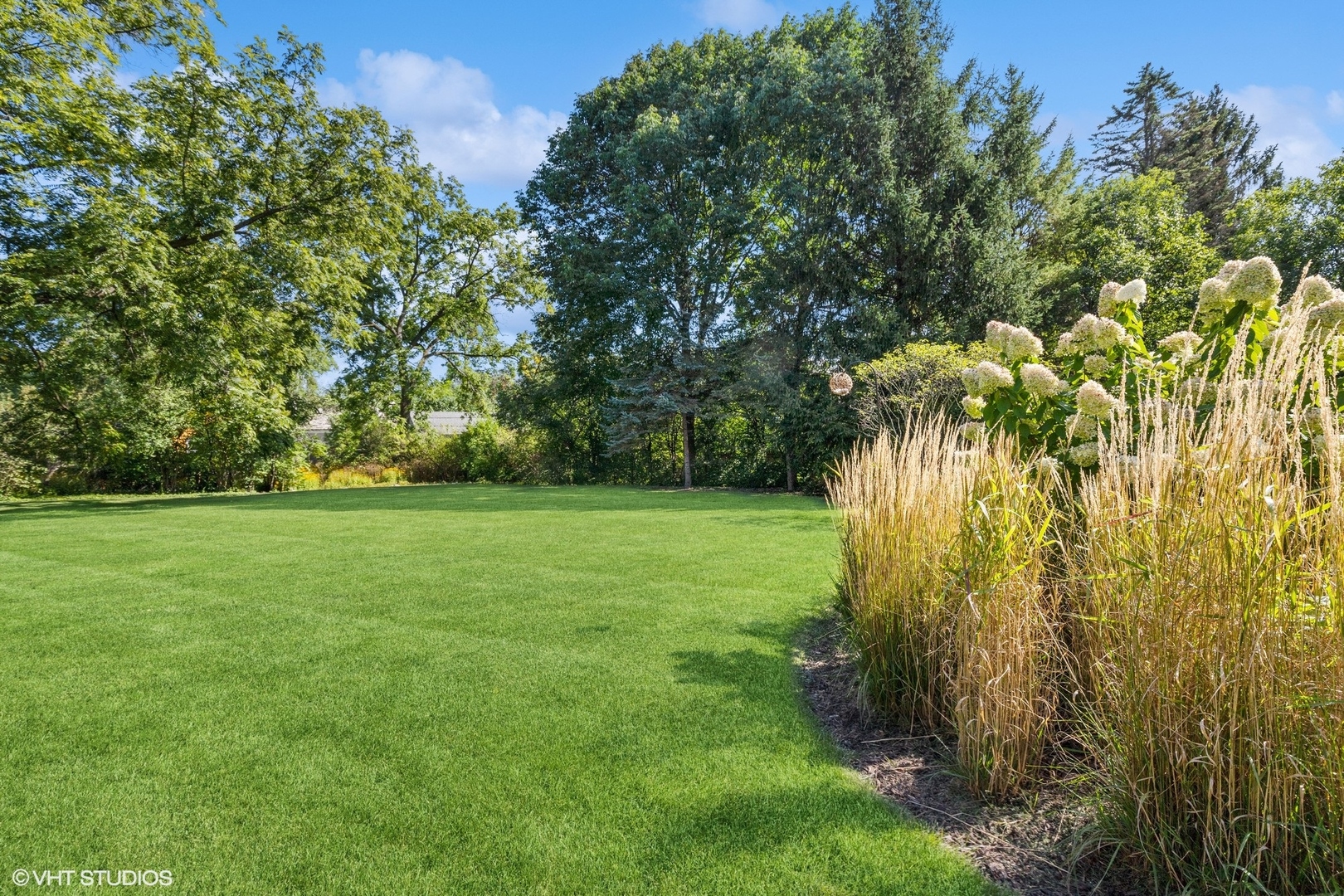 475 West Deerpath Road Lake Forest, IL 60045 - Photo 25 of 35 a view of yard with green space