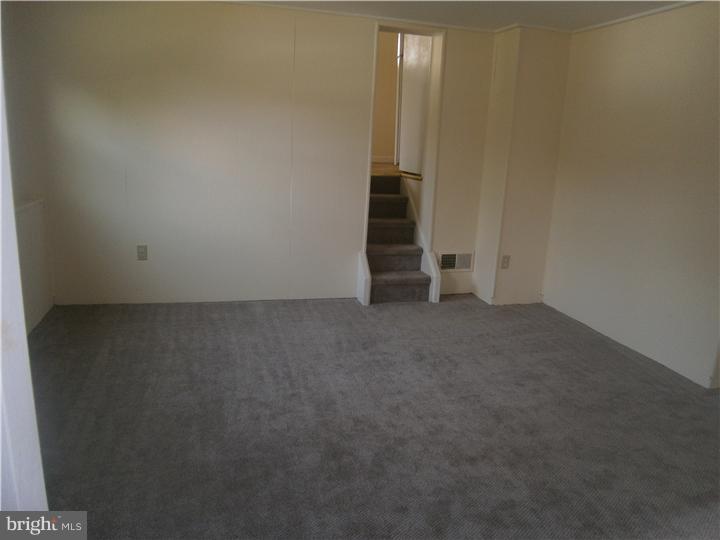 252 South Dillwyn Road Newark, DE 19711 - Photo 2 of 13 Gallery Image 2