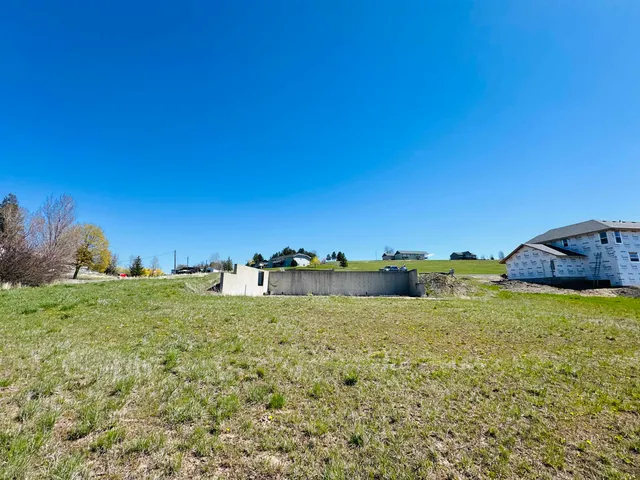 $523,000 | 435 South Skyline Street, Tekoa, WA 99033