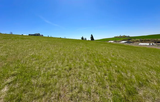 $523,000 | 435 South Skyline Street, Tekoa, WA 99033