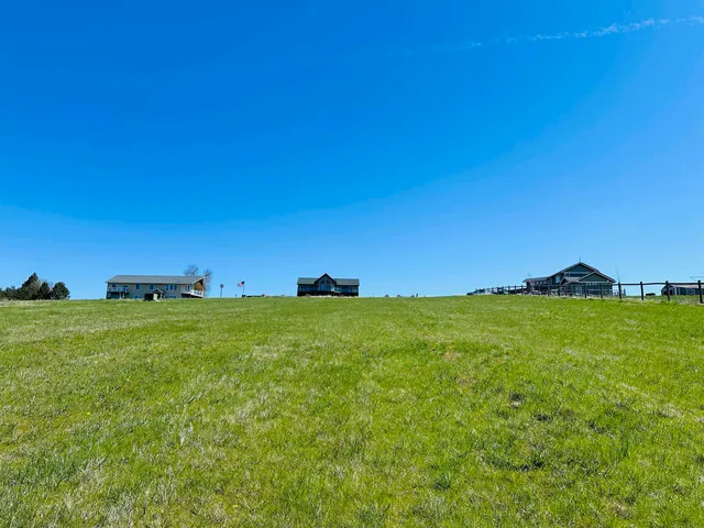 $523,000 | 435 South Skyline Street, Tekoa, WA 99033