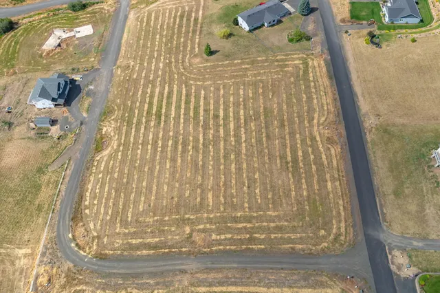 $523,000 | 435 South Skyline Street, Tekoa, WA 99033