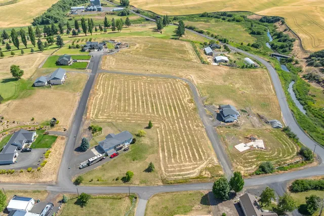 $523,000 | 435 South Skyline Street, Tekoa, WA 99033