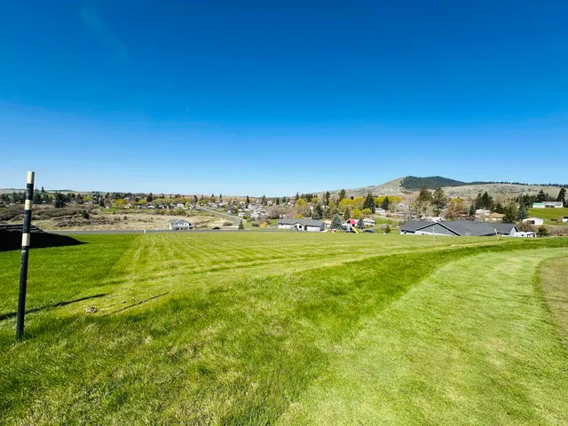 $523,000 | 435 South Skyline Street, Tekoa, WA 99033
