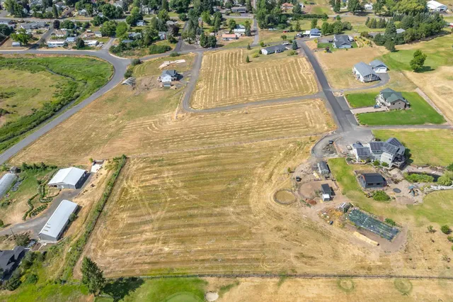 $523,000 | 435 South Skyline Street, Tekoa, WA 99033